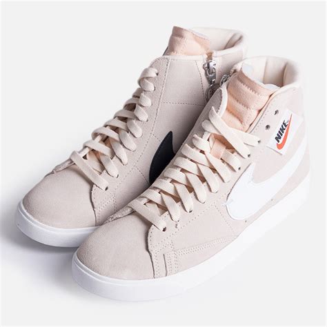 Nike Blazer Mid Rebel Sneakers 